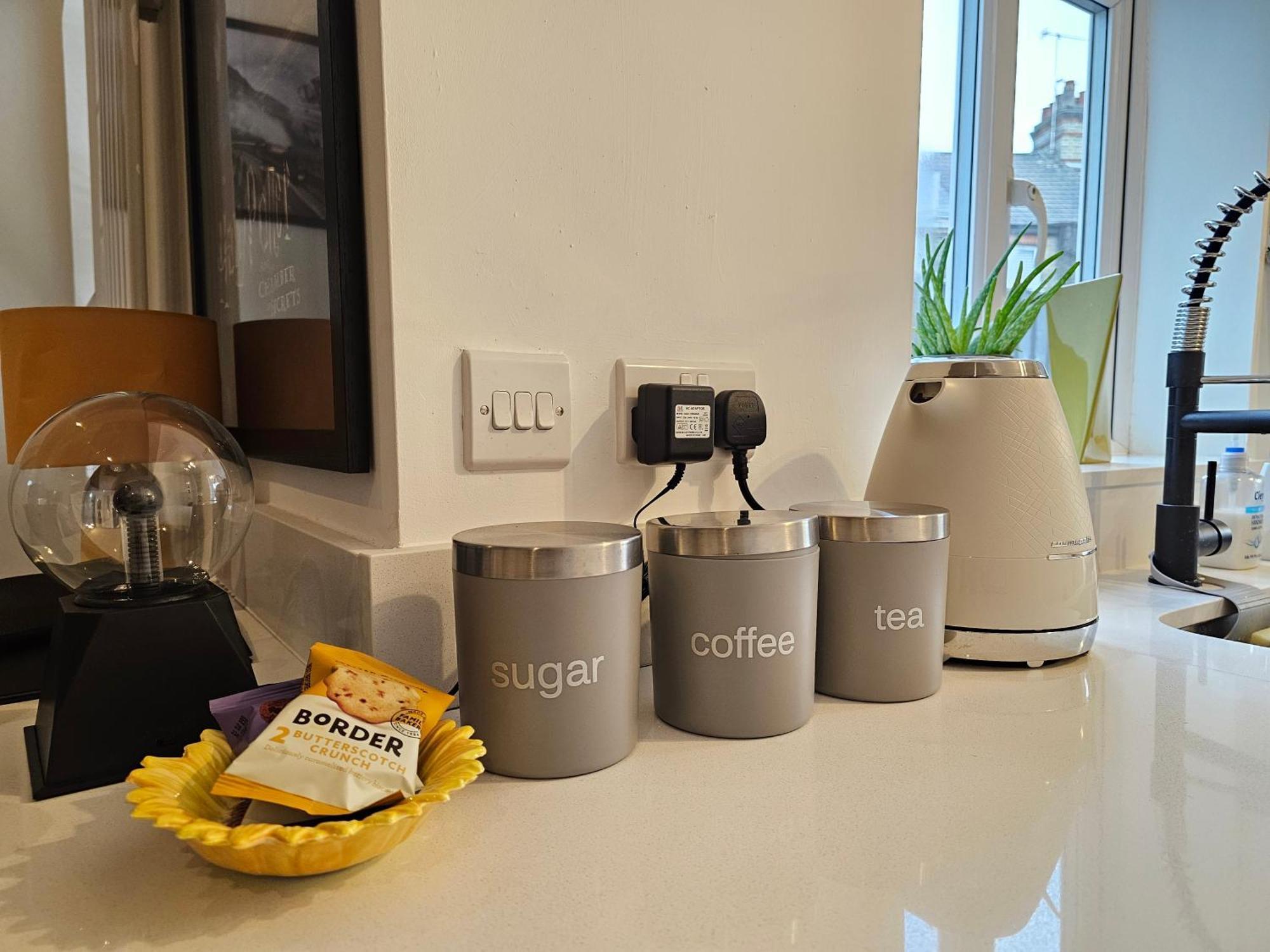 Magical Harry Potter Themed Home In Watford - Free Off-Street Parking Eksteriør billede
